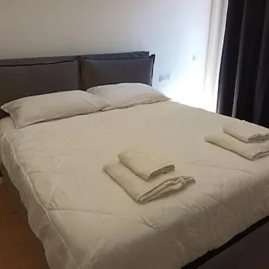  Appartamento Pm 34 Viale Imperatore Guest House - 50 Mt From Metro San Paolo